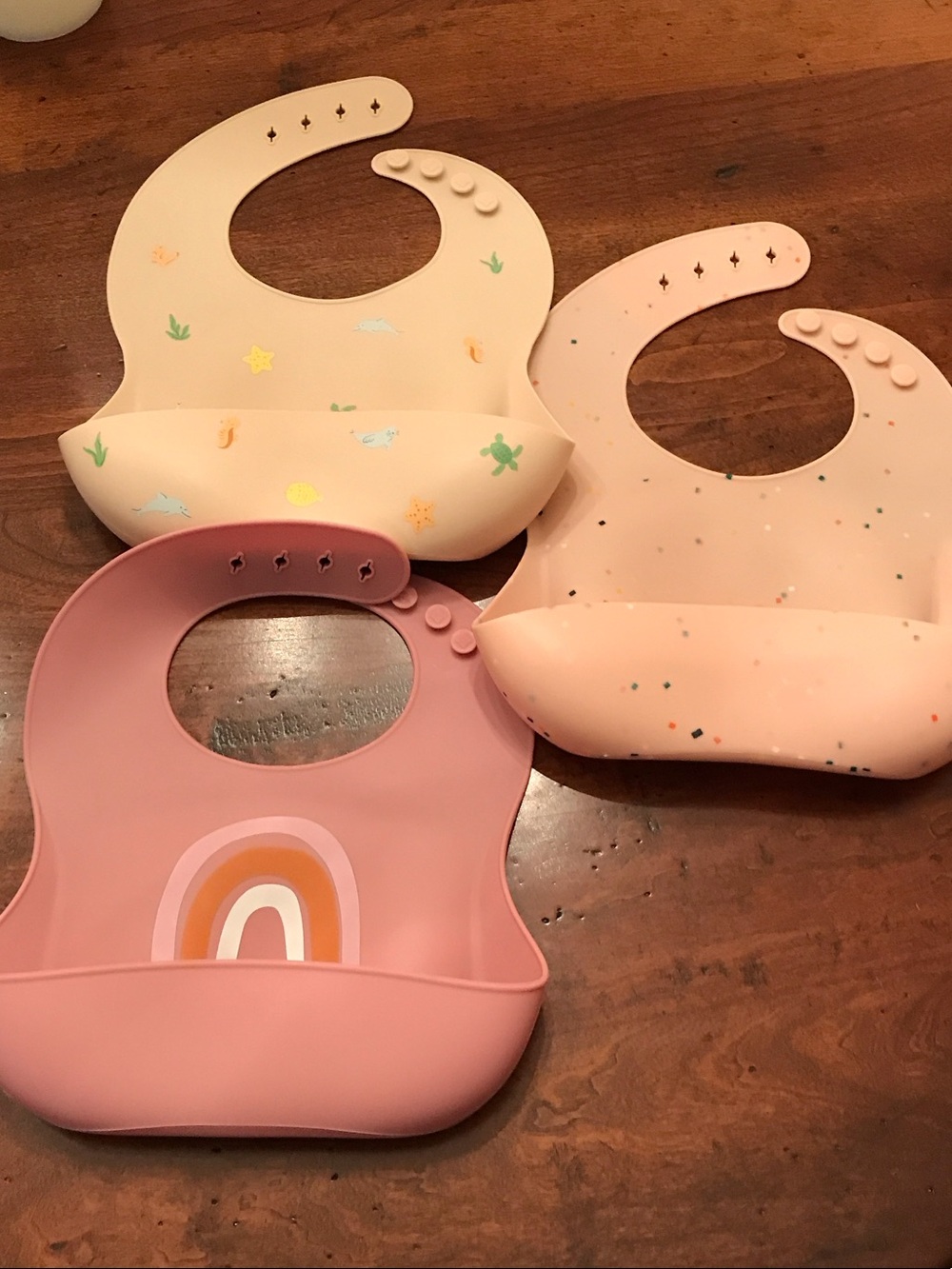 Ava+Oliver Silicone Baby Bib Set - Dusty Pink, Cream, Pale Pink